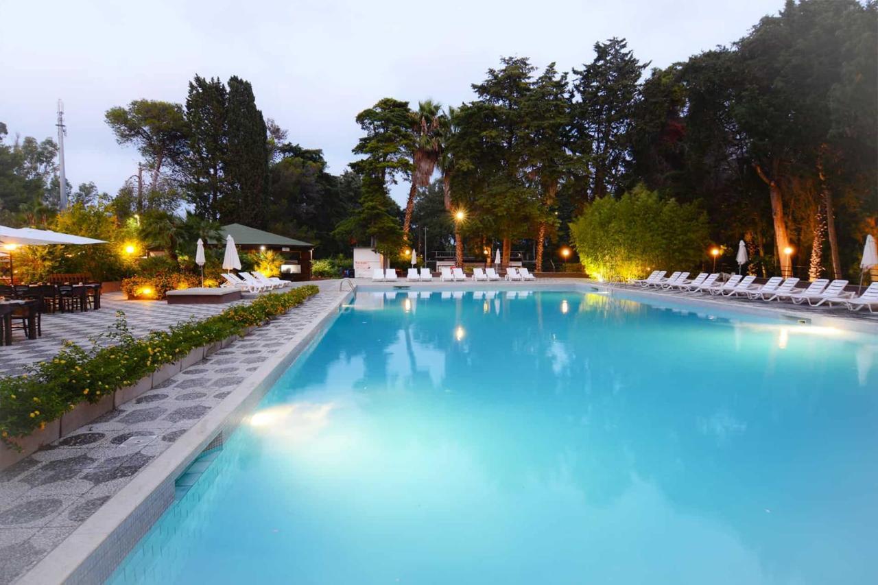 Villaggio Camping Sentinella Torre dell'Orso Esterno foto